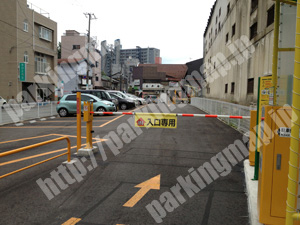 秋田004：三井のリパーク秋田中通6丁目_02