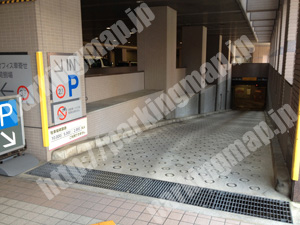 金沢132：リファーレ金沢駐車場_02
