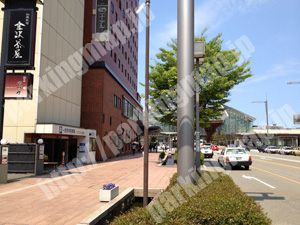 金沢138：ガーデンホテル金沢一般有料駐車場_03