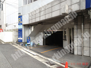 中央197：ショダリ21ビル駐車場_02