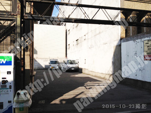 東山068：縄手駐車場_03