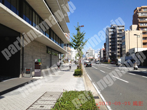 中京487：京都府医師会館駐車場_03