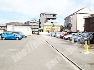 左京328：タイムズ京阪出町柳駅東_04