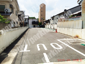 下京480：ロイヤルホスト堀川五条店駐車場_02