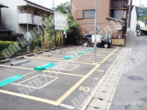 右京008：キョウテクさが中山町パーキング_03