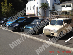 松山007：黄色いイルカのオレンジパーキング_02