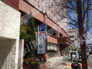 松山083：ホテルNo1松山駐車場_02