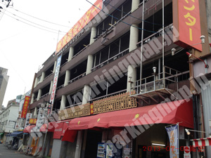 中村172：マル中食品センタービル一般有料駐車場_03