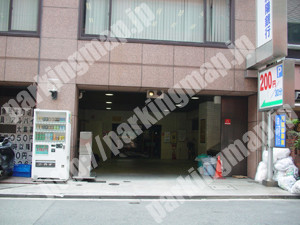 中央042：本町明大パーキング_02