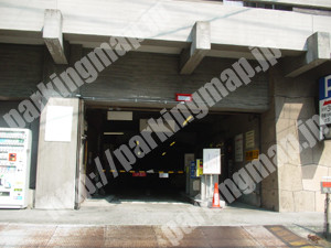 中央068：大阪会館駐車場_03