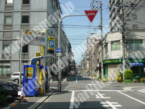 中央149：タイムズ東郵便局前_03