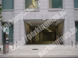 中央268：大阪証券取引所ビル駐車場_02