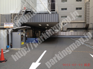 中央628：ニッセイ淀屋橋駐車場_02