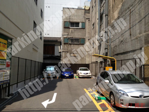 中央687：三井のリパーク安土町1丁目_02