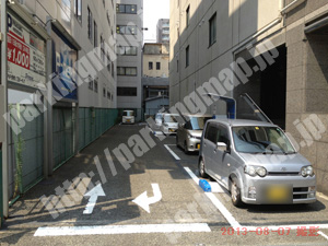 中央702：PNP博労町1丁目パーキング_02