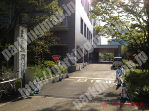 北188：北野病院駐車場_05