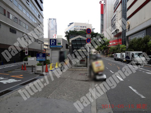 北354：阪急グランドビル駐車場_03