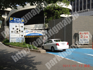 北359：大阪駅前駐車場東入口_01