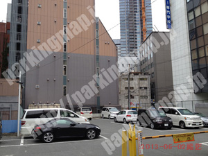 北440：タイムズ西梅田出入橋_03