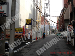 北528：タイムズ南森町駅前_03