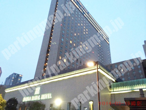 北737：リーガロイヤルホテル駐車場_02