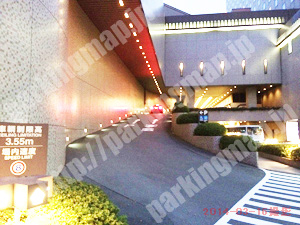 北737：リーガロイヤルホテル駐車場_04