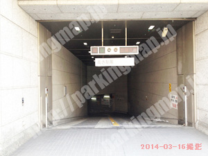 港014：タイムズ港区役所来庁者用駐車場_02