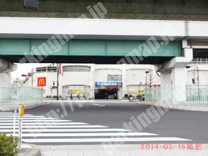 港073：MEGAドンキホーテ弁天町店駐車場_03