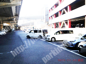 浪速103：阪神高速サービス湊町第2駐車場_04