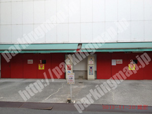 西008：パーキングなかむら_03