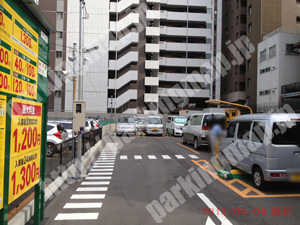 西147：三井のリパーク靱本町3丁目第2_02