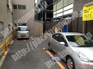 西383：丸三モータープール立売堀_03