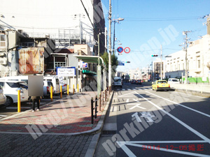 西成049：パークンパーク花園町駅前_03