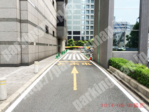 淀川088：新大阪トラストタワー駐車場_02