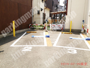 淀川153：タイムズ十三駅前_03