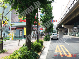 淀川185：ジャパン東三国店駐車場_05