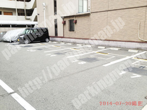 淀川285：ジャパン十三店駐車場_02