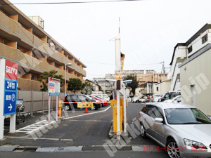 青葉004：西友小田原店駐車場_03