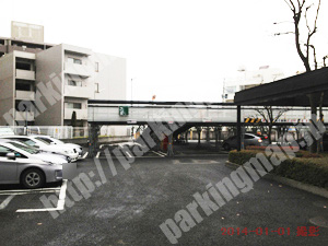 青葉038：セントラルウェルネスクラブ駐車場_04