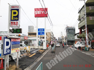 青葉053：西友木町店駐車場_02