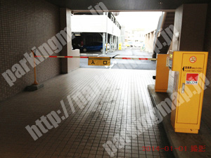 青葉455：上杉五番館駐車場_02