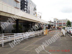 泉023：泉中央駐車場_03
