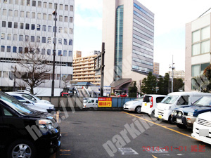 若林013：三井のリパーク仙台市立病院横_03