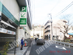 南033：FUJI横浜南店駐車場_03