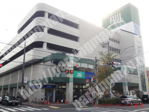 南033：FUJI横浜南店駐車場_05