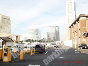 中006：三井のリパーク横浜北仲通5丁目_04