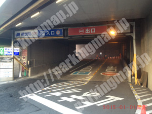 西178：JOINUS横浜高島屋駐車場_04