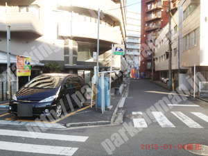 鶴見060：パートナ鶴見駅前第5パーキング_03