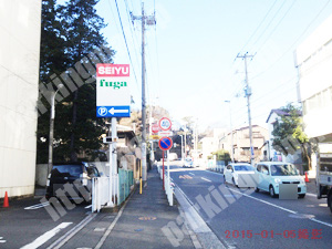 鶴見107：西友駐車場_05
